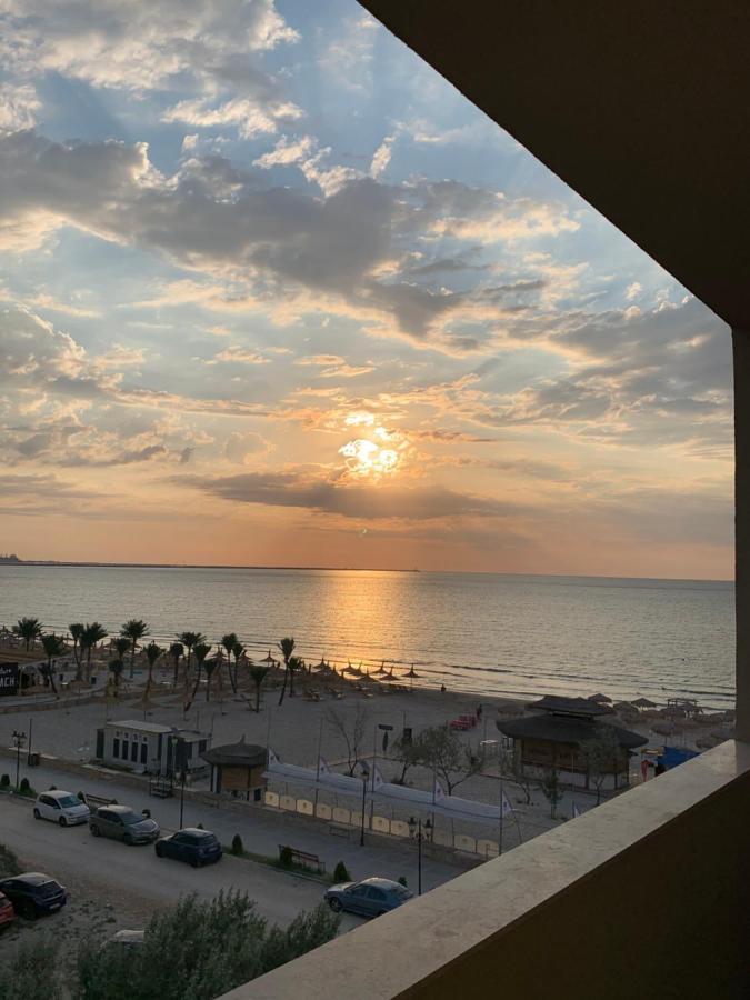 Sunrise Holiday Apartment - Mamaia Nord ナボダリ エクステリア 写真