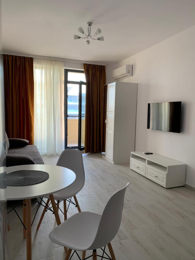 Sunrise Holiday Apartment - Mamaia Nord ナボダリ エクステリア 写真